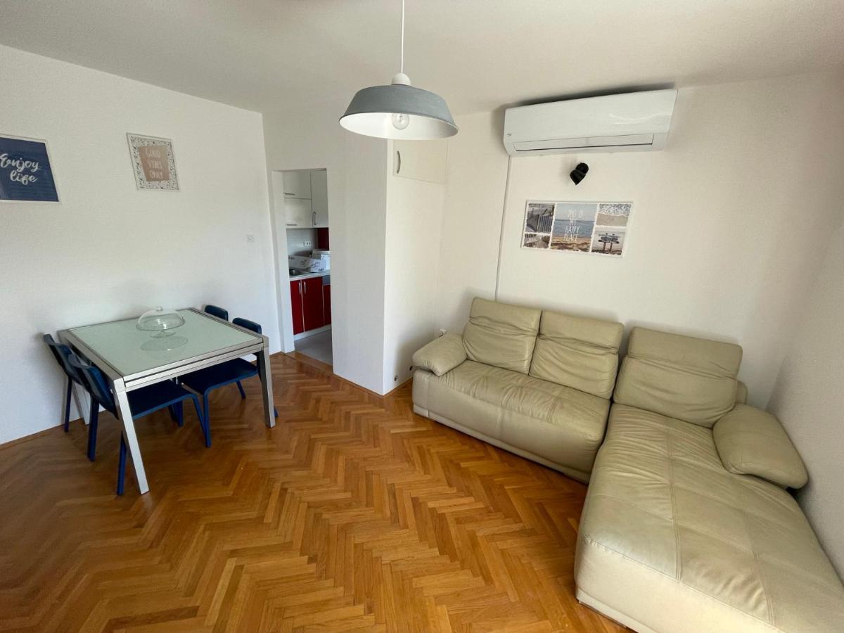 Duplex Appartment Luna Krk Town Esterno foto